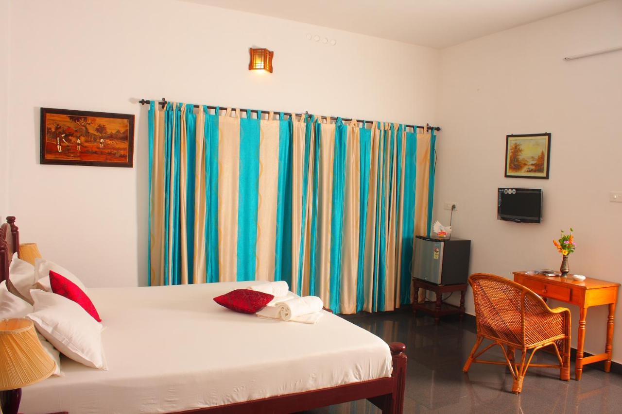 Seashore Beach Resort Varkala Exterior photo